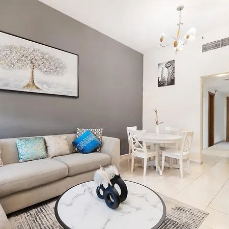 Cozy 1 Bedroom Apartment In Axis 2 Residence Dso Dubaï Extérieur photo