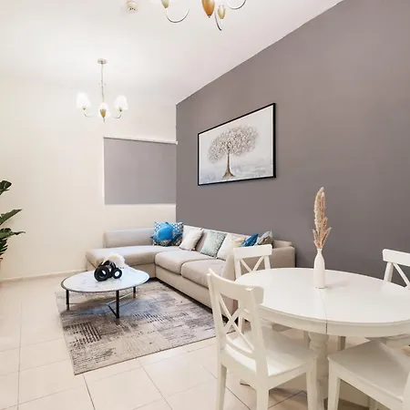 Cozy 1 Bedroom Apartment In Axis 2 Residence Dso Dubaï Extérieur photo