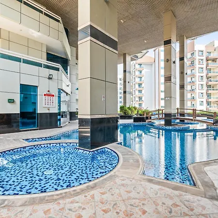 Cozy 1 Bedroom Apartment In Axis 2 Residence Dso Dubaï Extérieur photo